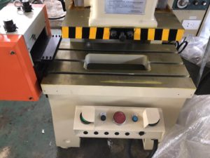 work bench of 15Tons-260Tons APA series universal type progressive stamping precision press