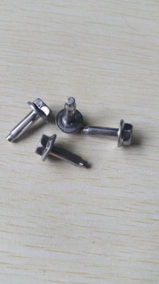Stainless steel hex flange bolts made by hex flange bolts making machine