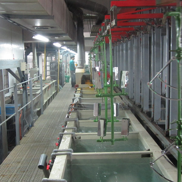 Automatic elertical rotary plating production machine