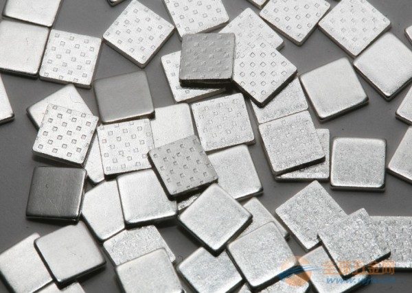 square Bi metal rivet made by silver copper electric rivet making machine