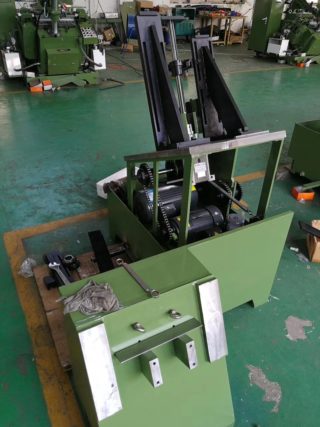 High Speed Self Tapping Screws Tail End Point Cutting Machine3