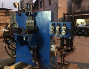 Hanger hook wire forming production machine with heading function