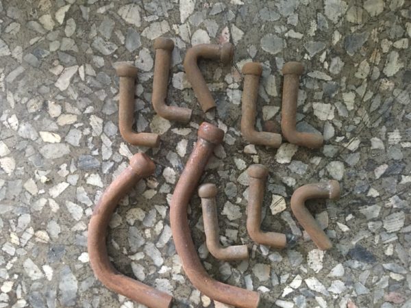 Head formed parts of wire forming production machine with heading function