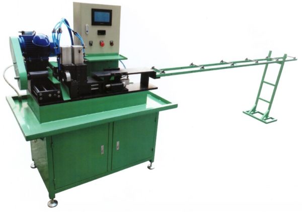 Raw metal material automatic cutting machine