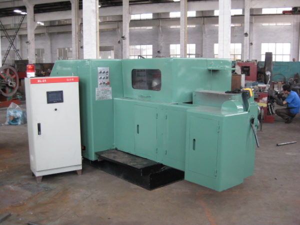 Brass fasteners and pipeline parts hot forging machine