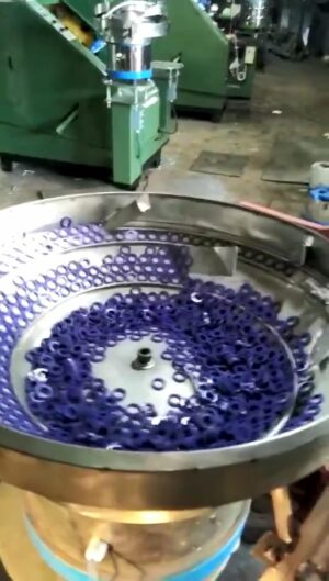 Hexagon self locking nylon insert nut plastic washer pressing assembly machine