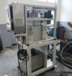Machine tools automatic cutting fluid cleaning slag removal machine