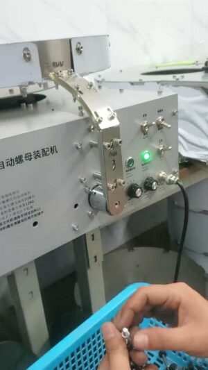Portable nut fasteners assembly machine