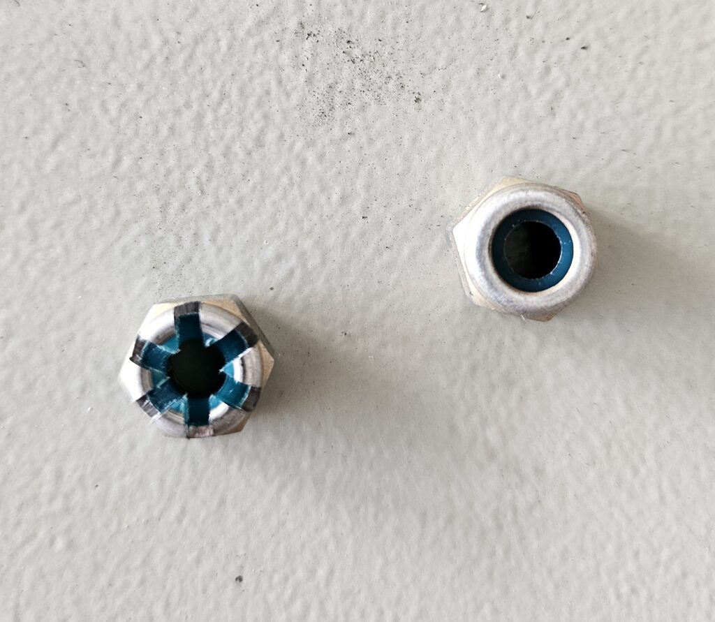 Nylon ring assemblied nut castle slotting machine Bolt Nut Making